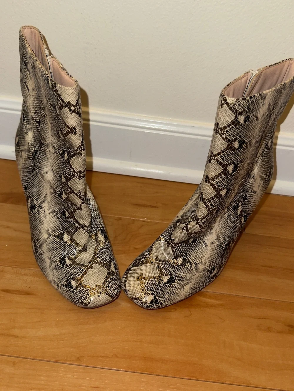 Snakeskin Pattern Ankle Boots in Beige and Black